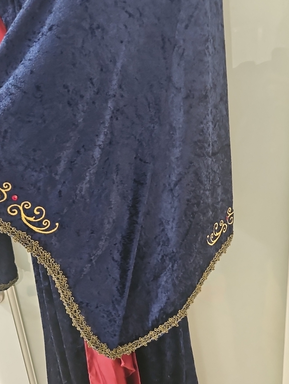 InCharacter Maid Marian Medieval Renaissance Costume Dress Navy Blue Size L - Picture 6 of 7